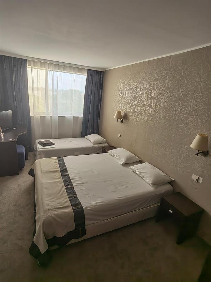 Rovno Hotel ヴィディン エクステリア 写真